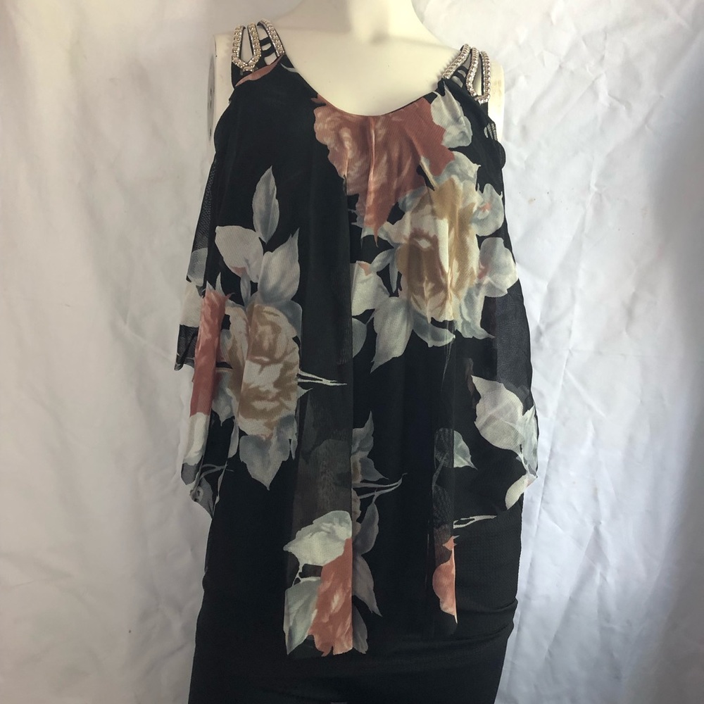 COPY - Ipona Collection Shoulder Tunic Dress M